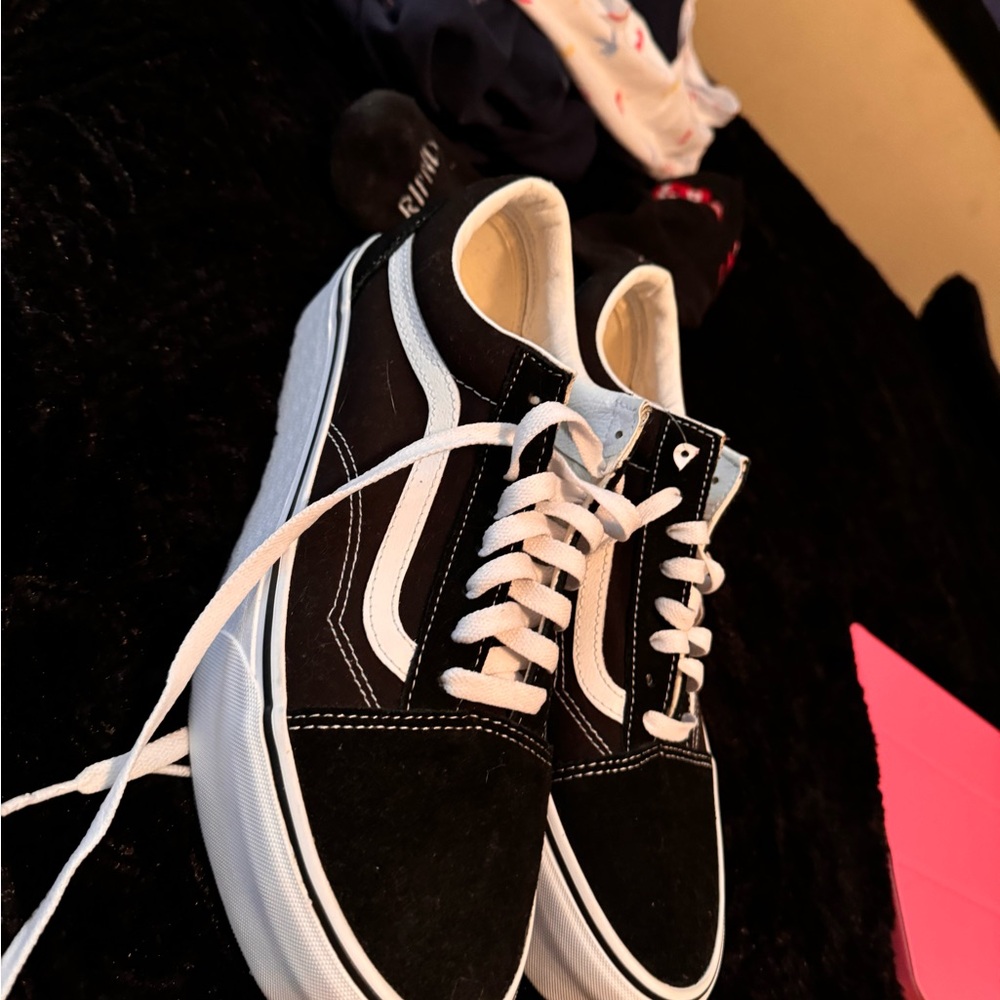 Platform vans - Picture 7 of 7